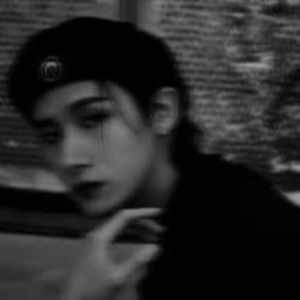 Meet your Posher, Yourcurlyhead_